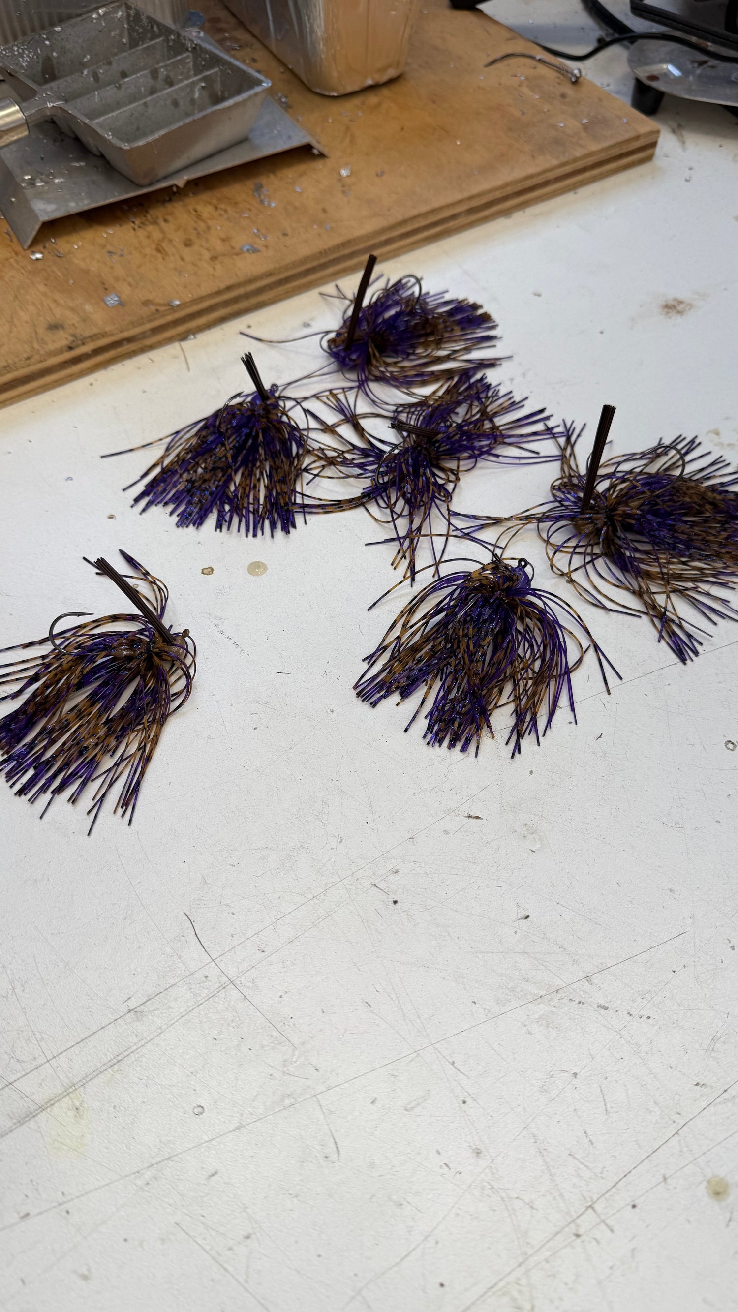 Jigs (skirted)